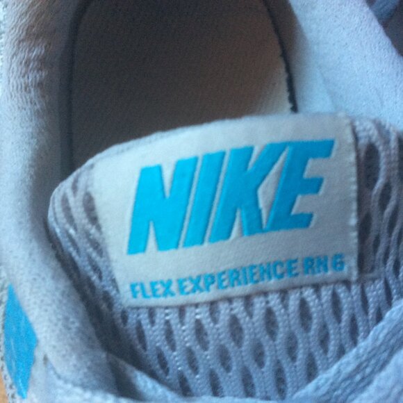 Nike Flex Experience RN 6 Grey/Light Blue Breathable Athletic Sneaker Size 8.5 - Picture 5 of 7